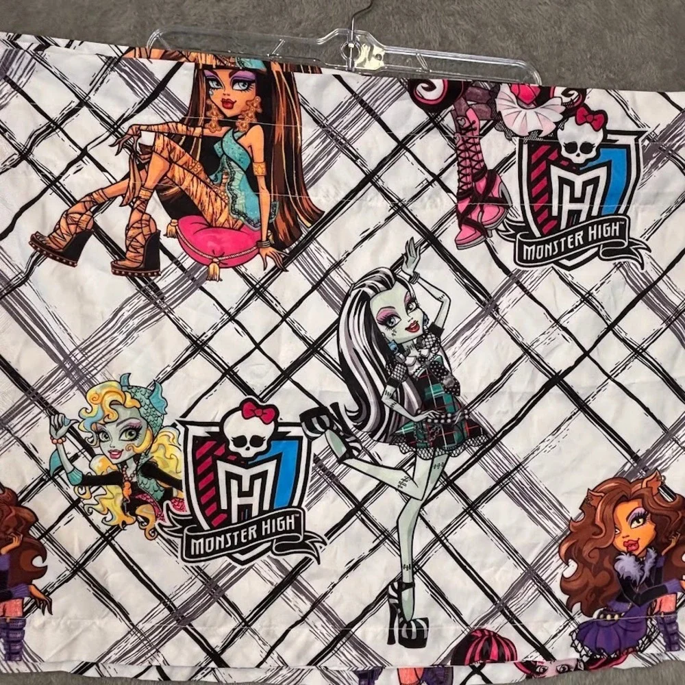 Monster High Window Valance Extra Long 139x20 Frankie Stein Clawdeen Wolf Plaid